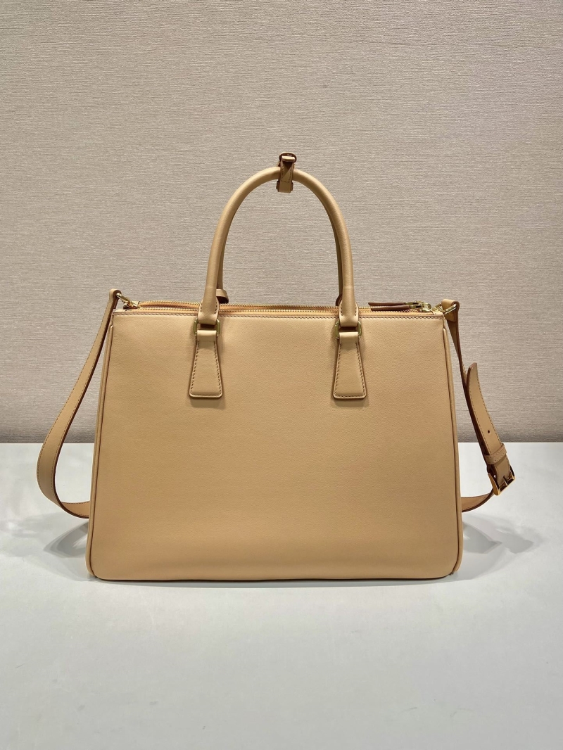Pra*a top handle bags